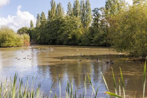 Lakeside_Externals_10.jpg