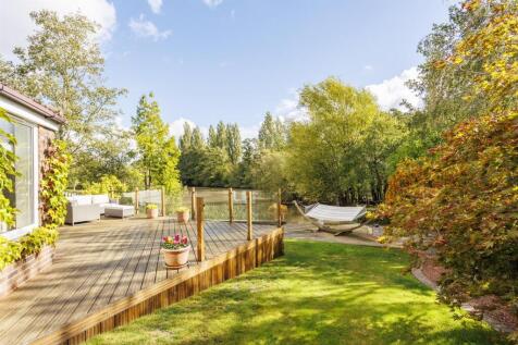 Lakeside_Externals_7.jpg