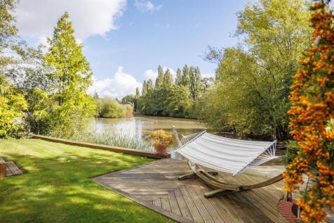 Lakeside_Externals_8.jpg