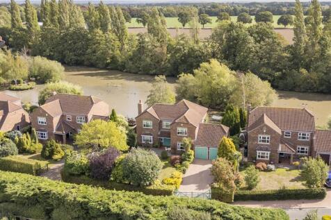 Lakeside_Externals_19.jpg
