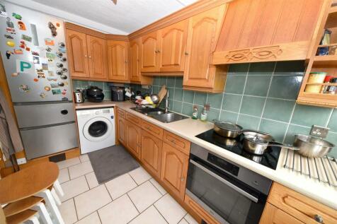 kitchen2.JPG