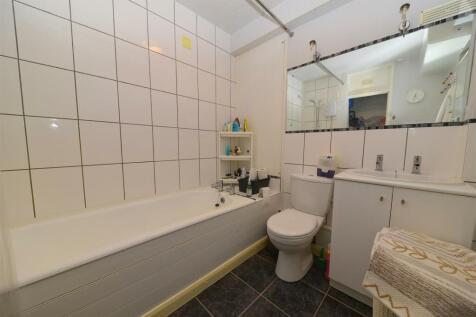 bath1.JPG