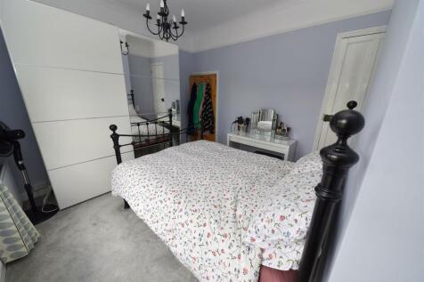 bed1.3.JPG