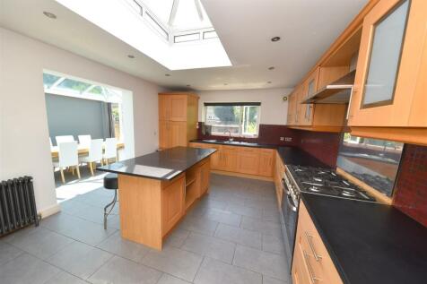 kitchen2.JPG