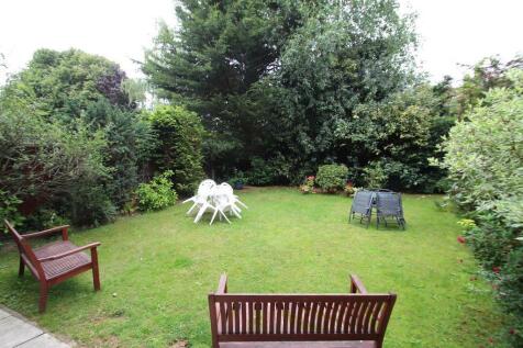 lingfield garden.jpg