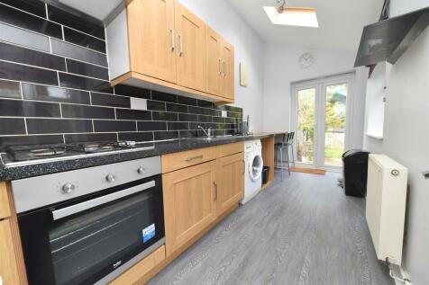 kitchen1.JPG