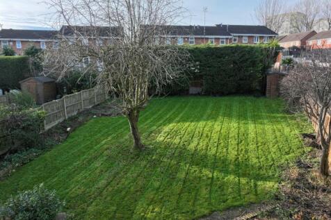 rear garden.JPG