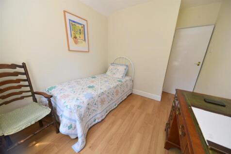 bed4.2.JPG
