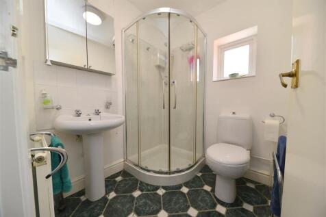 shower1.JPG