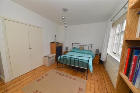 bed1b.JPG