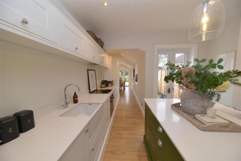 kitchen3.JPG