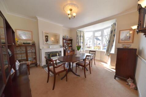dining room.JPG