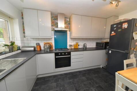 kitchen1.JPG
