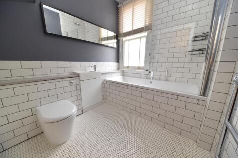 bathroom1.JPG