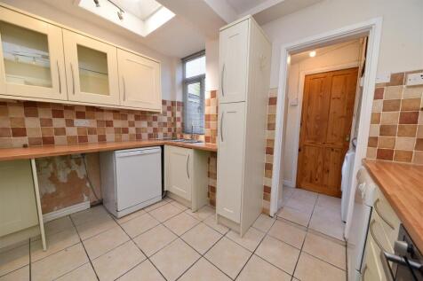 kitchen2.JPG