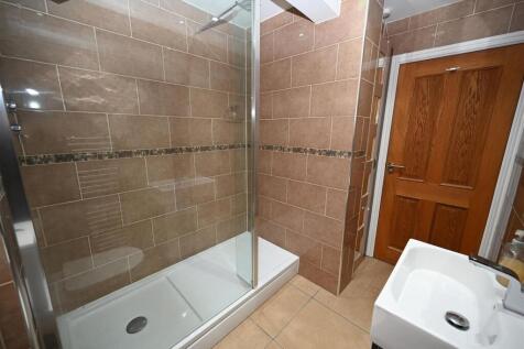 showerroom.jpg