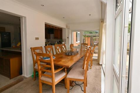 dining room1.JPG