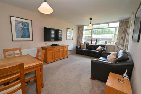 living room1.JPG