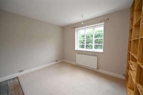 bedroom2.1.JPG