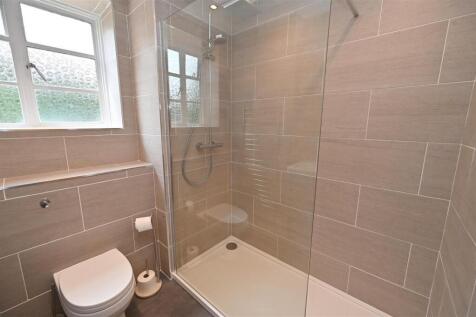 shower room1.JPG