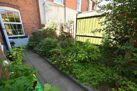 garden2.JPG