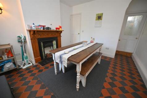 dining room2.JPG