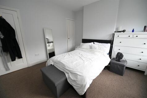 bedroom1.2.JPG