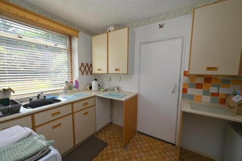 kitchen2.JPG