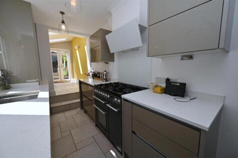 kitchen 3.JPG