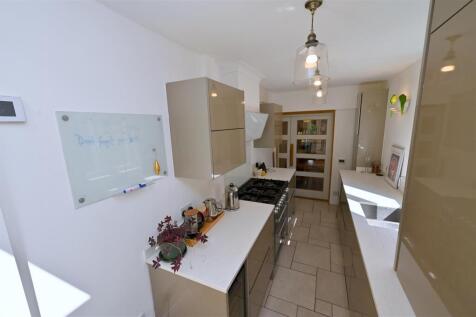 kitchen 5.JPG
