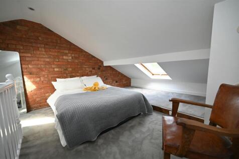 bed 3b.JPG
