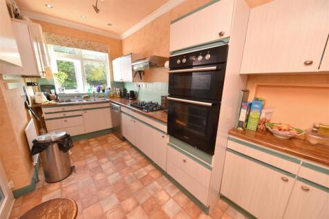 kitchen1.JPG
