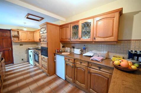 kitchen 3.JPG