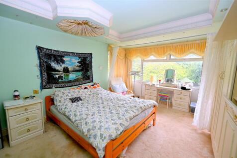bed 1.....JPG