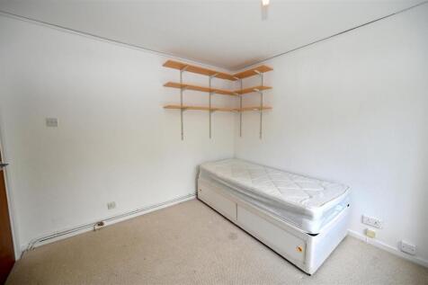 bed 5.JPG