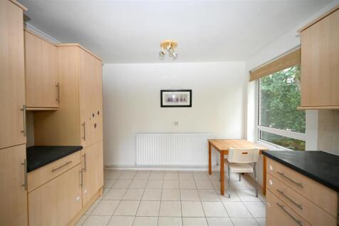 kitchen 2.JPG