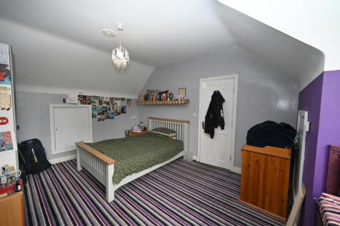 BED 4.JPG