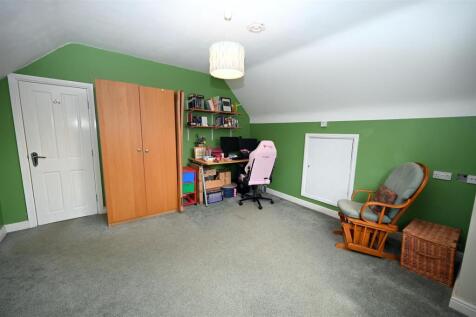 bed 5.JPG
