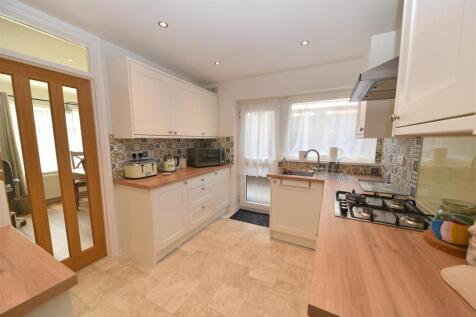kitchen1.JPG