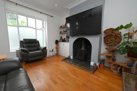 living room..JPG
