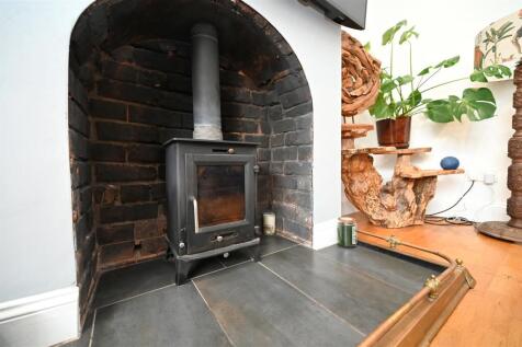 log burner.JPG