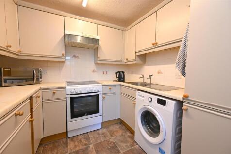 kitchen.JPG