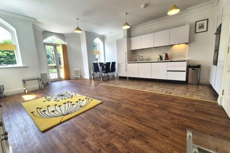 open plan lounge