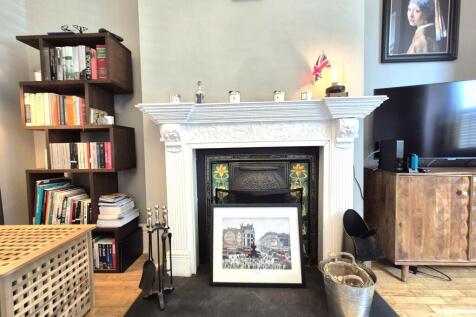 Front Reception room