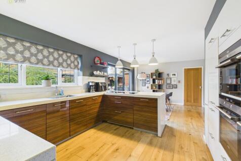 CAM03830G0-PR0240...