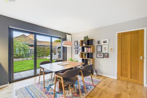 CAM03830G0-PR0240...