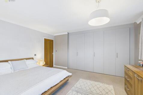 CAM03830G0-PR0240...