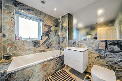 1361778-4-68e4c60...