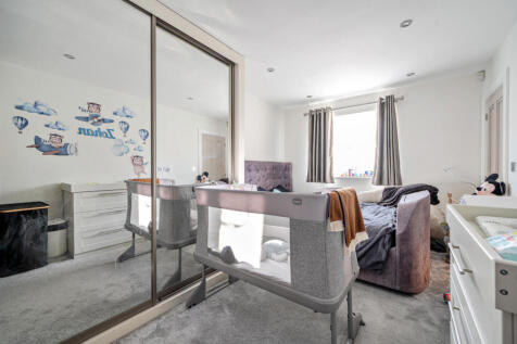 1361778-3-68e4c5f...