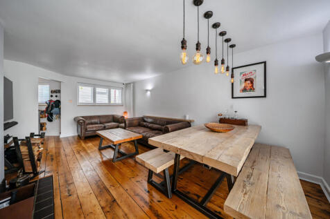 1368866-11-690898...